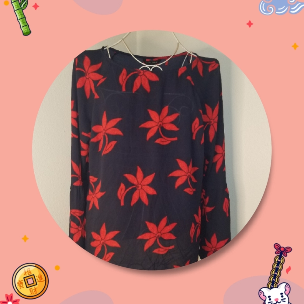 Banana Republic Blue and Red Leaf Bell Sleeve Top